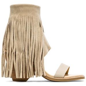 Koolaburra Piaz Fringe Wedges